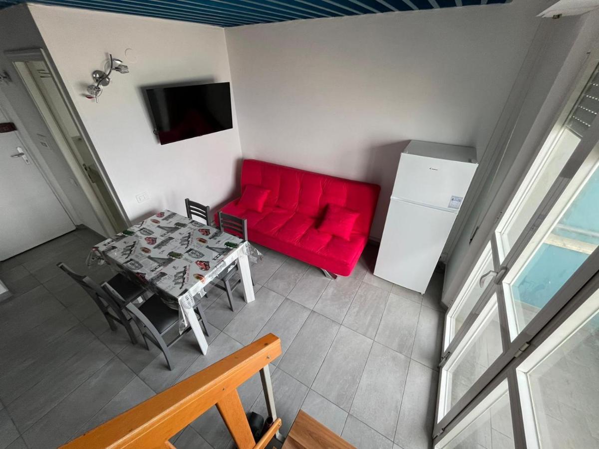 Appartamento Fronte Mare تْشيفيتانوفا ماركي المظهر الخارجي الصورة